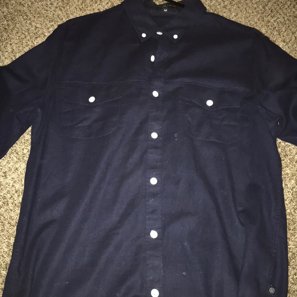 Dark blue white buttons Tee Ink buttonup